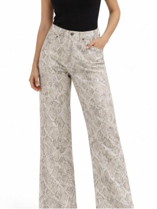 wild fable Pants - Wild Fable Low Rise 90’s Baggy Jean Snake Print Size 14 | NWT
